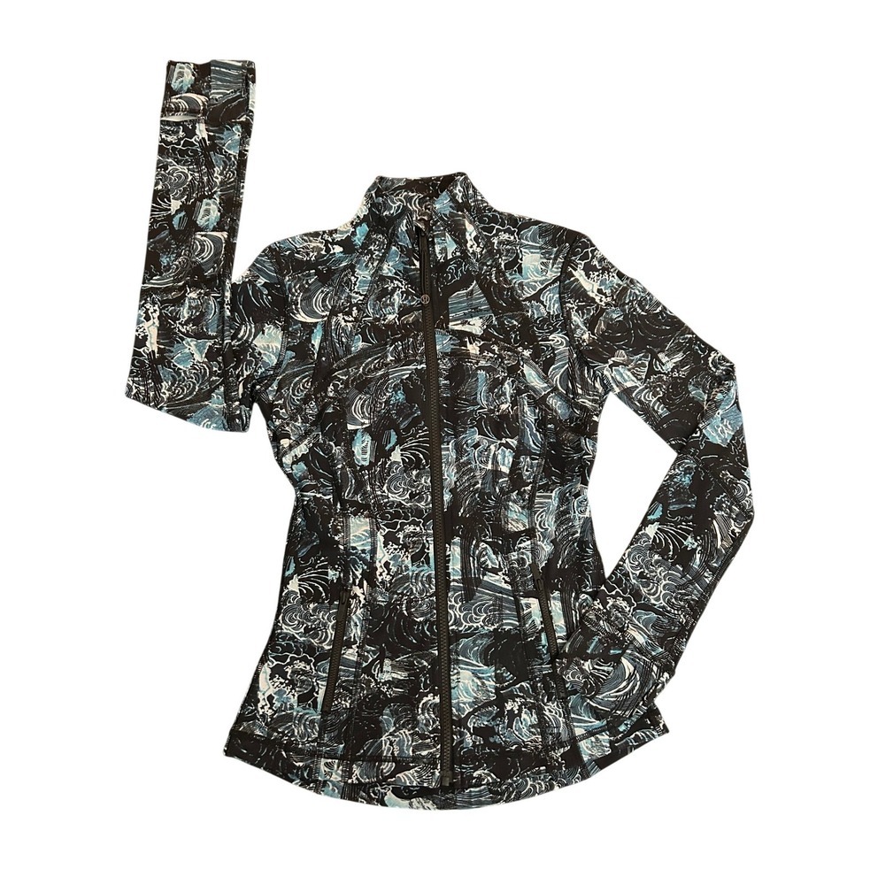 Lululemon Jacket Blue Black Wave Print Full Zip Athletic Yoga Size 4 (1248)